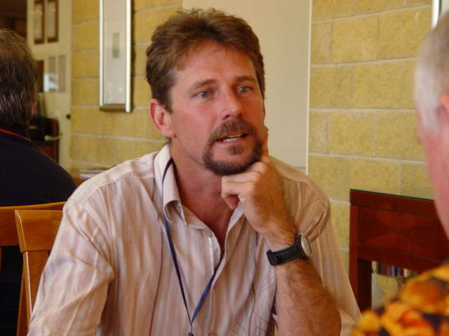Glen Aland presenting his talk